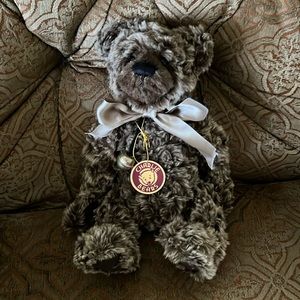 Charlie Bears Isabelle Lee 2009 DODGER retired with tags CB194404.